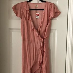 NEW Striped ruffle wrap dress